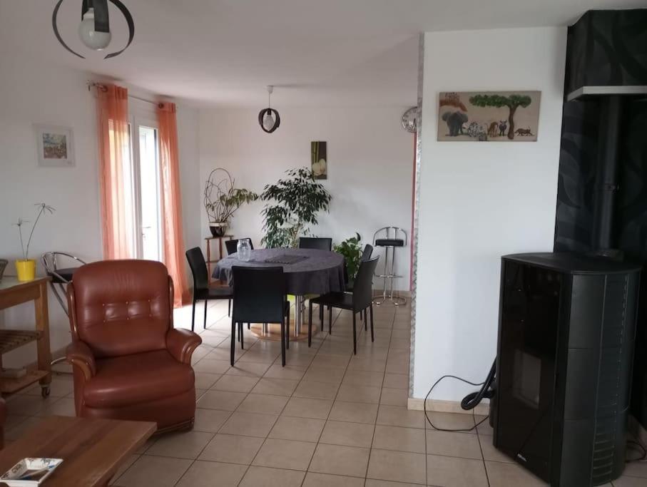 Maison 6 Personnes Billom מראה חיצוני תמונה